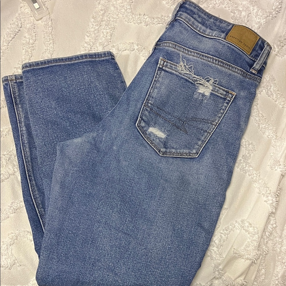 American Eagle Straight Leg Distressed Jeans